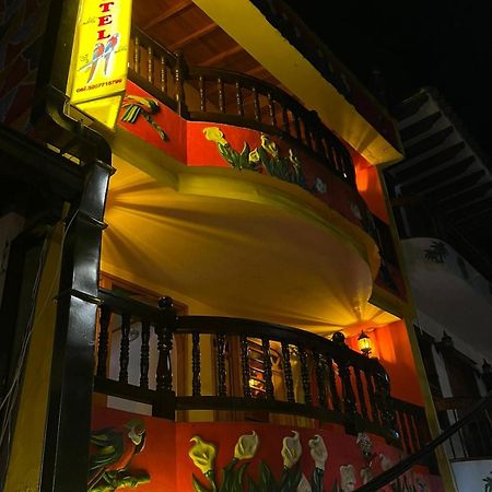 Hotel Las Guacamayas Guatape Guatapé Exterior foto
