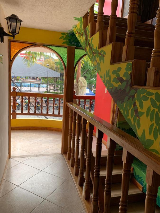Hotel Las Guacamayas Guatape Guatapé Exterior foto