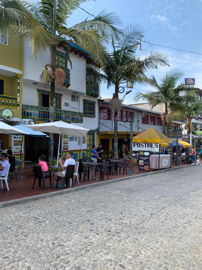 Hotel Las Guacamayas Guatape Guatapé Exterior foto